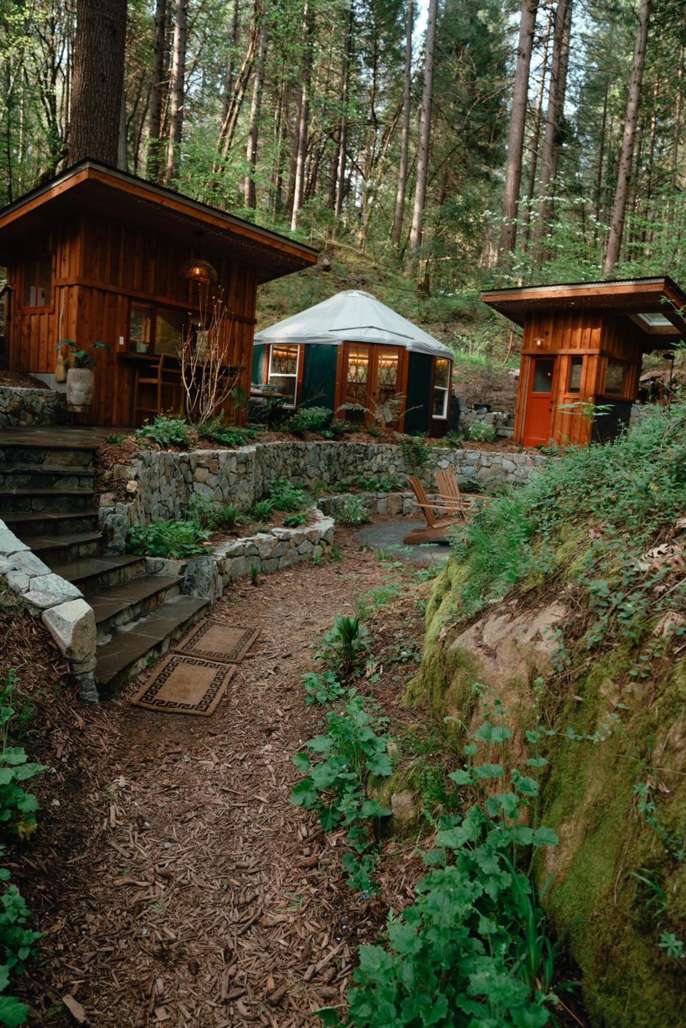 فندق Magical Yurt In The Woods - 2 Miles From Town مدينة نيفادا المظهر الخارجي الصورة
