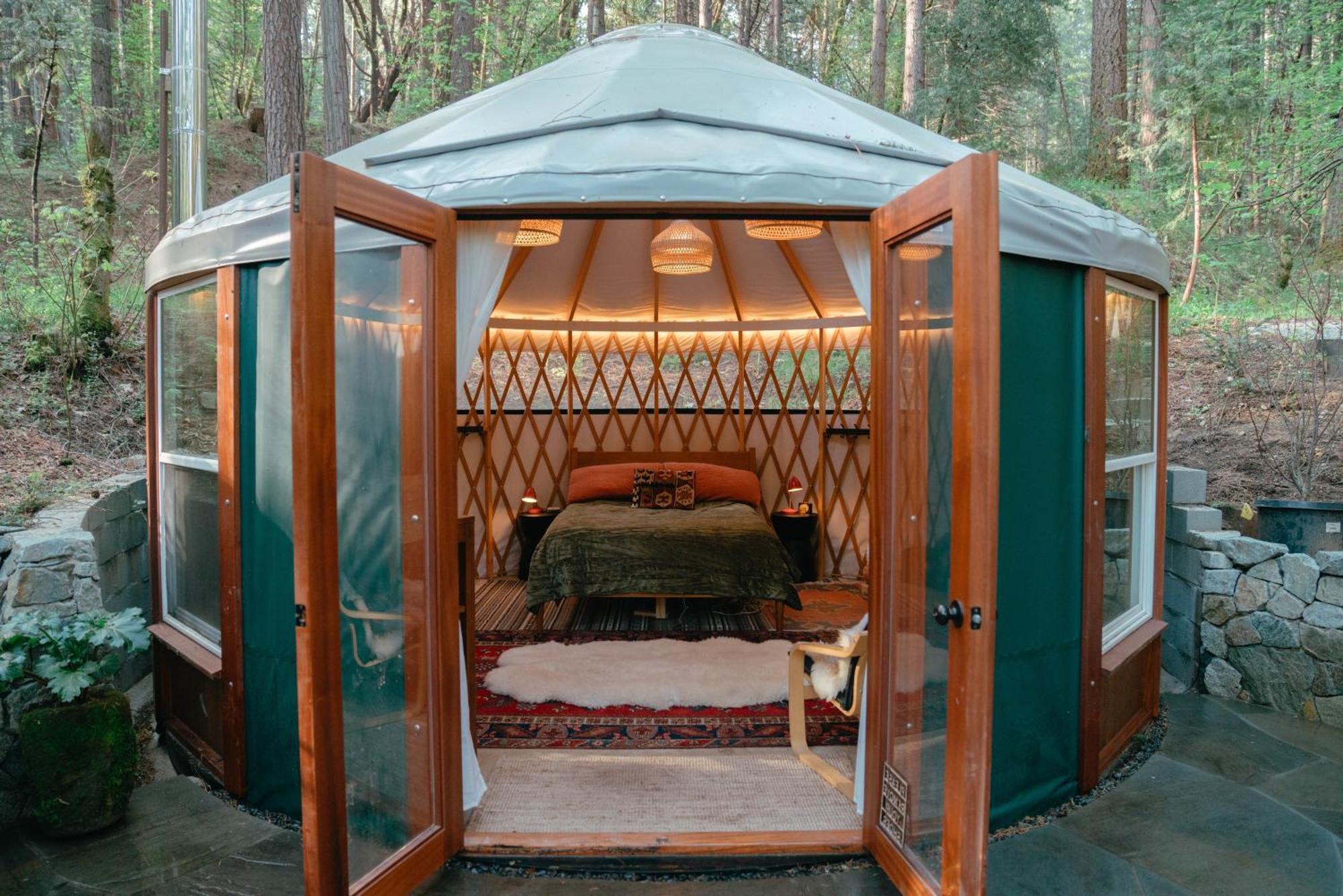 فندق Magical Yurt In The Woods - 2 Miles From Town مدينة نيفادا المظهر الخارجي الصورة