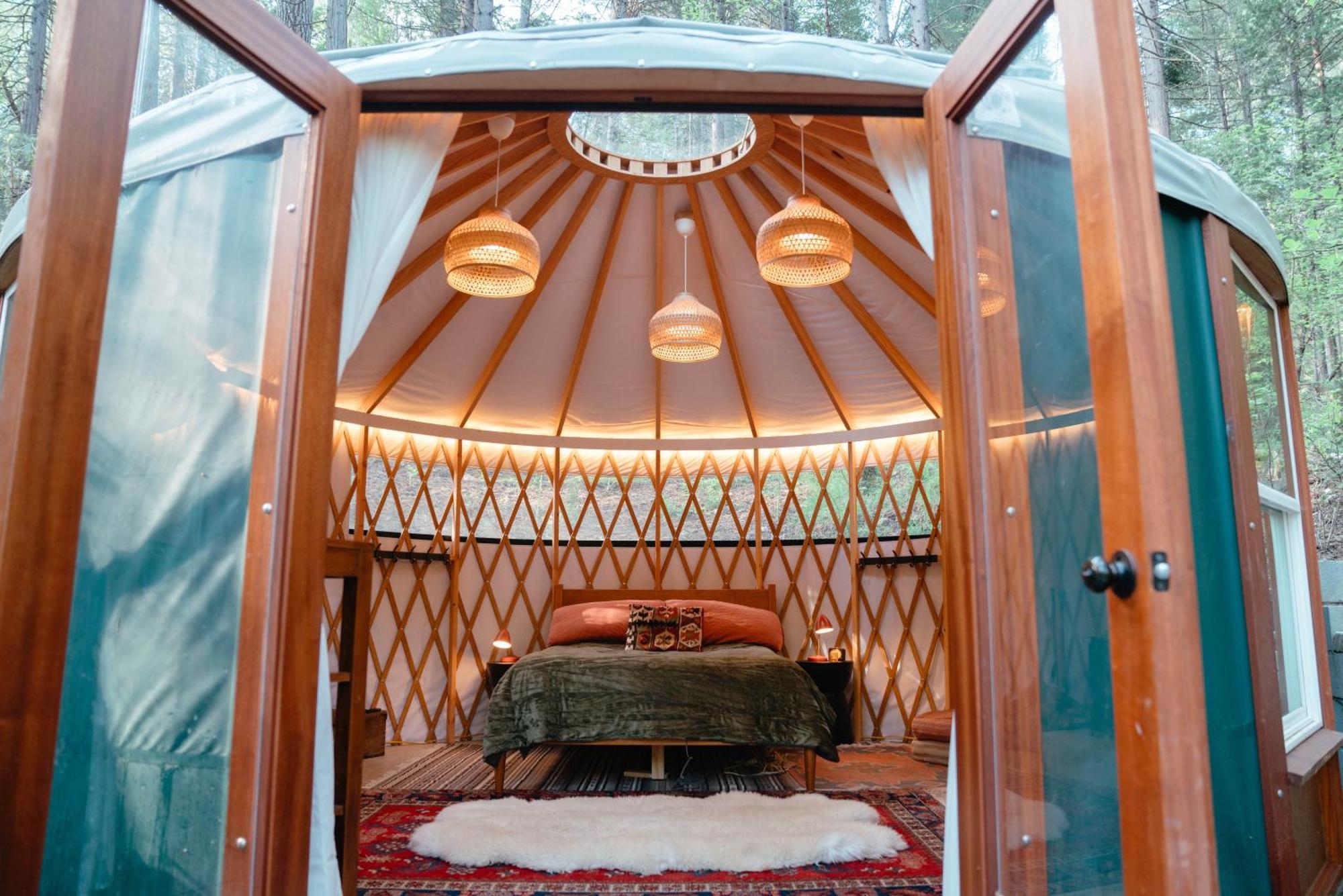 فندق Magical Yurt In The Woods - 2 Miles From Town مدينة نيفادا المظهر الخارجي الصورة